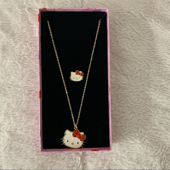 SOLD | ⭐️ Hello Kitty Necklace + Ring Set  ⭐️ - Picture 3 of 5